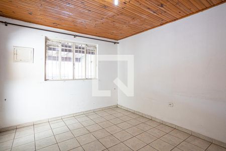 Casa à venda com 250m², 4 quartos e 2 vagas Casa à venda com 250m², 4 quartos e 2 vagasSala
