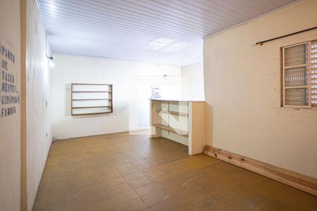 Casa à venda com 250m², 4 quartos e 2 vagas Casa à venda com 250m², 4 quartos e 2 vagasEdícula