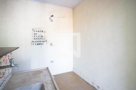 Casa à venda com 250m², 4 quartos e 2 vagas Casa à venda com 250m², 4 quartos e 2 vagasEdícula