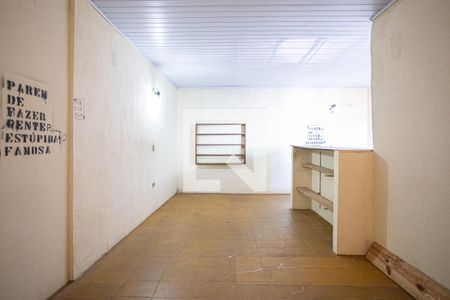 Casa à venda com 250m², 4 quartos e 2 vagas Casa à venda com 250m², 4 quartos e 2 vagasEdícula