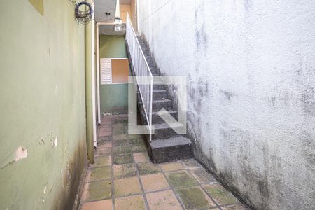 Casa à venda com 250m², 4 quartos e 2 vagas Casa à venda com 250m², 4 quartos e 2 vagasCorredor