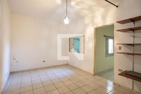 Casa à venda com 250m², 4 quartos e 2 vagas Casa à venda com 250m², 4 quartos e 2 vagasQuarto 2