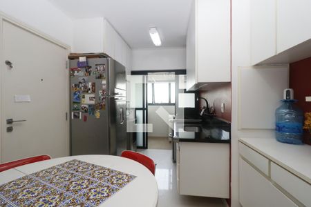 Apartamento à venda com 95m², 3 quartos e 3 vagasCopa e Cozinha