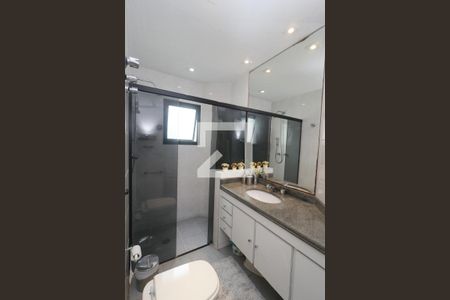 Apartamento à venda com 95m², 3 quartos e 3 vagasBanheiro Social