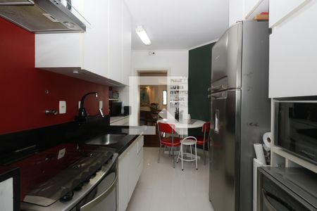 Apartamento à venda com 95m², 3 quartos e 3 vagasCopa e Cozinha