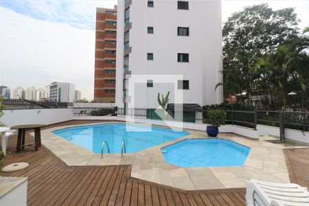 Apartamento à venda com 95m², 3 quartos e 3 vagasÁrea comum - Piscina