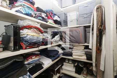 Apartamento à venda com 95m², 3 quartos e 3 vagasCloset do quarto 1