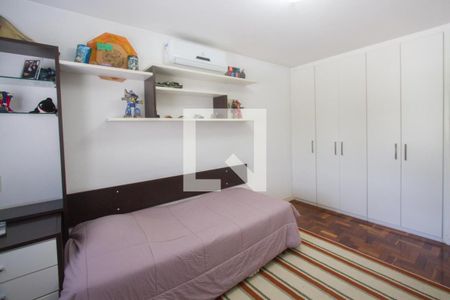 Casa à venda com 450m², 4 quartos e 4 vagasQuarto 2