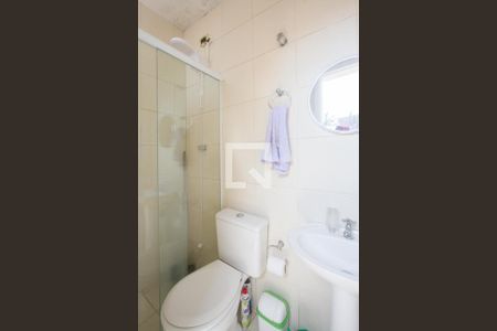 Casa à venda com 450m², 4 quartos e 4 vagasBanheiro de Serviço