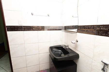 Banheiro de casa à venda com 3 quartos, 278m² em Nova Esperança, Belo Horizonte