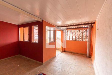 Casa à venda com 120m², 4 quartos e 2 vagasÁrea de serviço