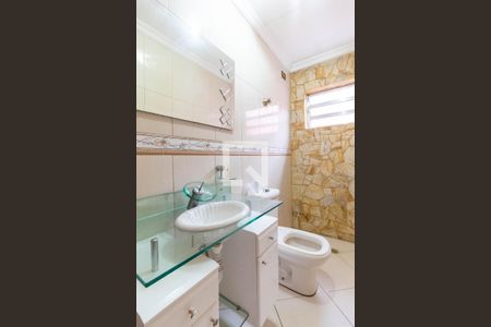 Casa à venda com 120m², 4 quartos e 2 vagasLavabo