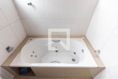 Casa à venda com 120m², 4 quartos e 2 vagasBanheiro da Suíte 1