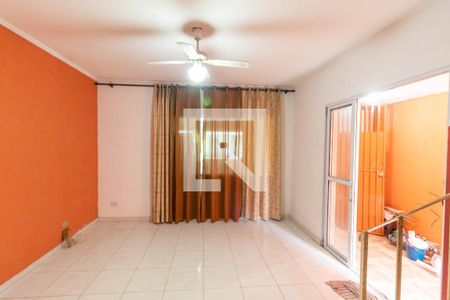 Casa à venda com 120m², 4 quartos e 2 vagasSala