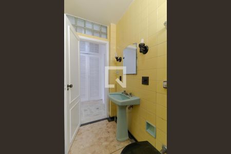 Apartamento à venda com 163m², 3 quartos e 2 vagasBanheiro 01