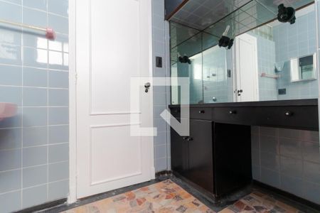 Apartamento à venda com 163m², 3 quartos e 2 vagasBanheiro 02