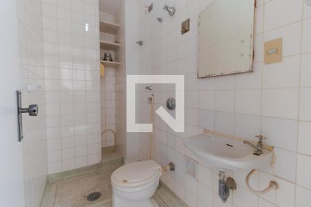 Apartamento à venda com 163m², 3 quartos e 2 vagasBanheiro de Serviço
