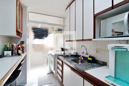 Apartamento à venda com 76m², 3 quartos e 2 vagasCozinha