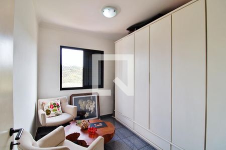 Apartamento à venda com 76m², 3 quartos e 2 vagasQuarto 2