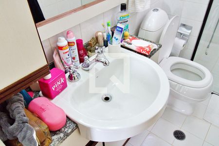 Apartamento à venda com 76m², 3 quartos e 2 vagasBanheiro