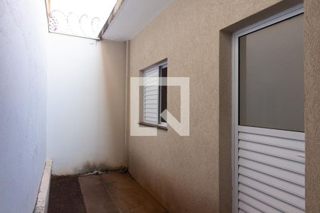 Casa de condomínio para alugar com 47m², 2 quartos e 2 vagas Casa de condomínio para alugar com 47m², 2 quartos e 2 vagasLavanderia