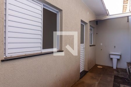 Casa de condomínio para alugar com 47m², 2 quartos e 2 vagas Casa de condomínio para alugar com 47m², 2 quartos e 2 vagasLavanderia