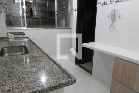 Apartamento para alugar com 65m², 2 quartos e 1 vagaCozinha