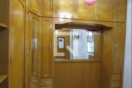 Apartamento para alugar com 65m², 2 quartos e 1 vagaQuarto 2 - Armários