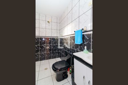 Casa à venda com 350m², 4 quartos e 3 vagasBanheiro 2