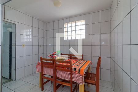 Casa à venda com 350m², 4 quartos e 3 vagasCopa