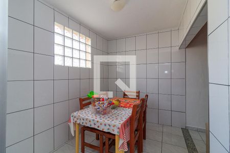 Casa à venda com 350m², 4 quartos e 3 vagasCopa