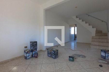 Sala de casa para alugar com 3 quartos, 150m² em Parque Monte Alegre, Taboão da Serra