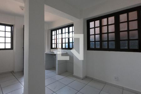 Casa para alugar com 150m², 3 quartos e 3 vagas Casa para alugar com 150m², 3 quartos e 3 vagasEdícula