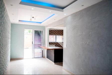 Sala de casa de condomínio à venda com 3 quartos, 89m² em Vargem Pequena, Rio de Janeiro