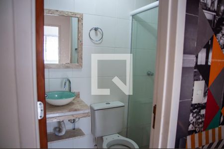 Casa de condomínio para alugar com 89m², 3 quartos e 2 vagasBanheiro Social 