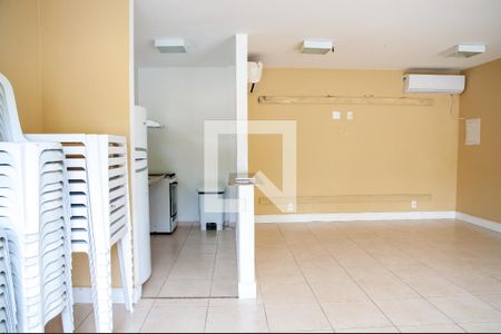 Casa de condomínio para alugar com 89m², 3 quartos e 2 vagasÁrea comum - Salão de festas