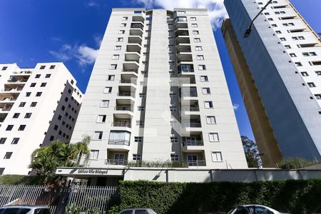 Apartamento para alugar com 72m², 2 quartos e 2 vagasFachada