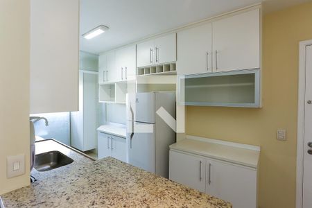 Apartamento para alugar com 72m², 2 quartos e 2 vagasCozinha