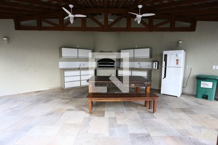 Apartamento para alugar com 72m², 2 quartos e 2 vagasÁrea comum - Churrasqueira