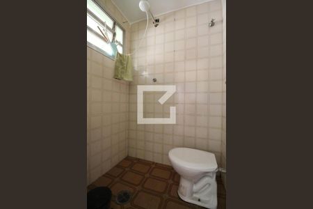 Casa à venda com 301m², 2 quartos e 4 vagasBanheiro 2