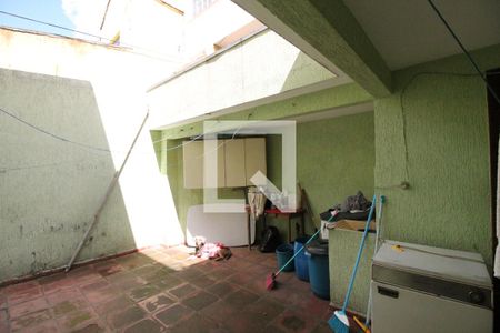 Casa à venda com 301m², 2 quartos e 4 vagasÁrea de Serviço