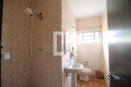 Casa à venda com 301m², 2 quartos e 4 vagasBanheiro 1