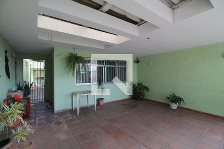 Casa à venda com 301m², 2 quartos e 4 vagasGaragem