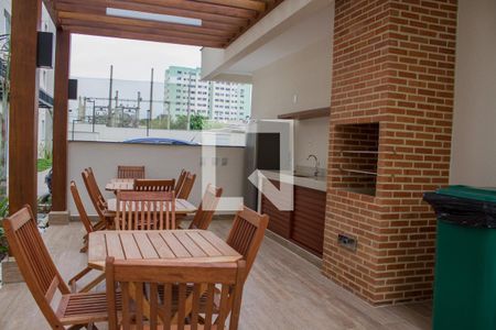 Apartamento à venda com 33m², 1 quarto e sem vagaÁrea comum - Churrasqueira