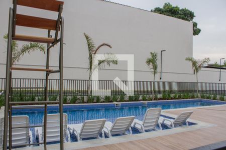 Apartamento à venda com 33m², 1 quarto e sem vagaÁrea comum - Piscina