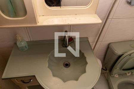 Casa à venda com 600m², 5 quartos e 4 vagasBanheiro Social