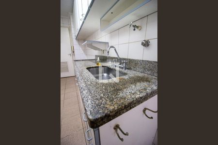 Apartamento à venda com 70m², 2 quartos e 1 vagaCozinha