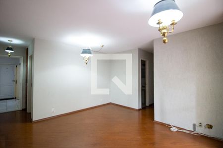 Apartamento à venda com 70m², 2 quartos e 1 vagaSala