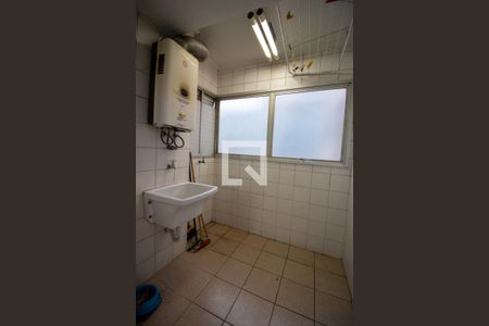 Apartamento à venda com 70m², 2 quartos e 1 vagaArea de serviço