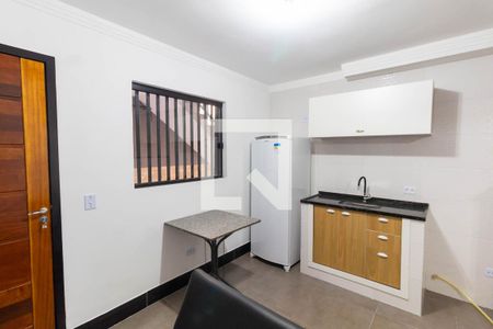 Sala/Cozinha de kitnet/studio para alugar com 1 quarto, 27m² em Jardim Lisboa, São Paulo